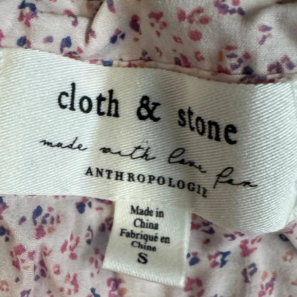 Cloth & Stone Light Pink Floral Blouse - Picture 4 of 6
